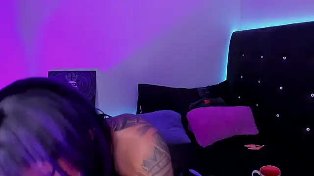 XXX chat uživo modela sweett_dirty