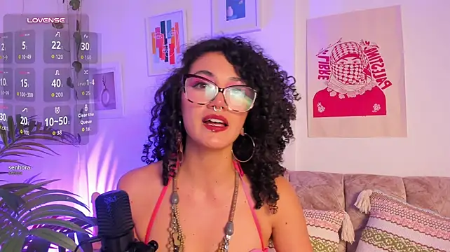 دردشة CurlyMeryJane الجنسية المباشرة