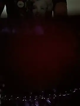 Chat XXX en directo de Annarella_Pika