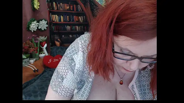 PlayfullMature Live XXX-Chat