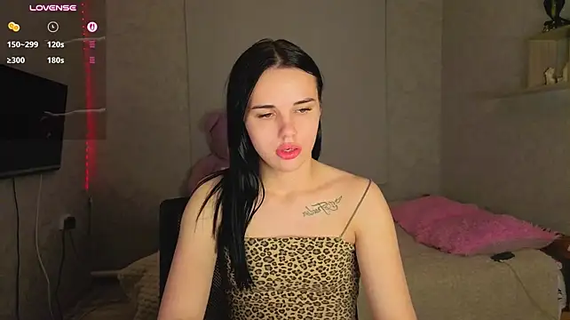 Kseni_a's Live XXX Chat