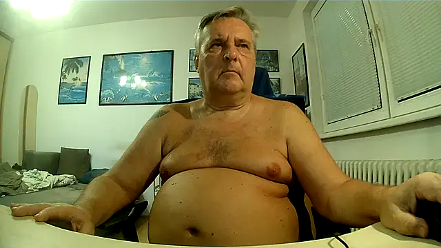 צ'אט XXX בשידור חי של Robert_SK1