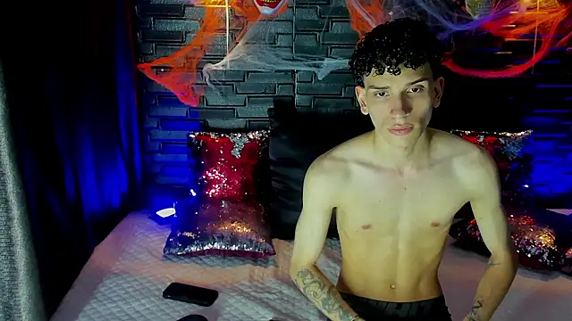 DAMIAN_22 Live XXX Chat