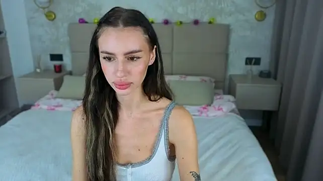 Chat XXX en directo de Snow_WhiteeeX