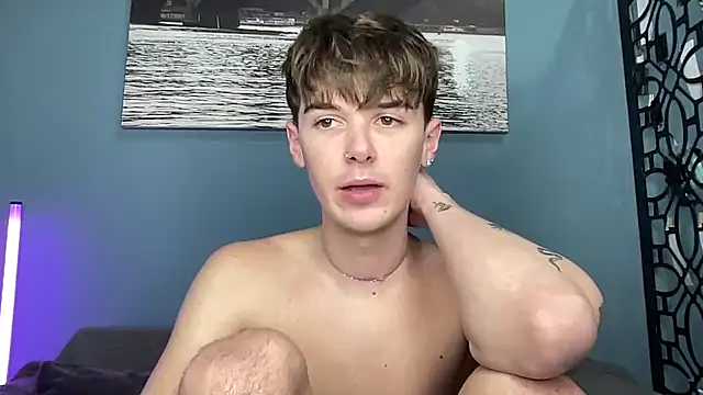 Онлайн чат XXX YourMilkyGuy