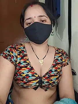 צ'אט XXX בשידור חי של AbbatialSplat