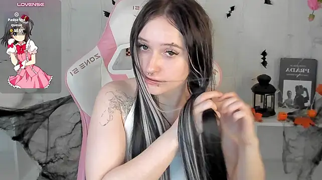 Emma-Blissa's Live XXX Chat