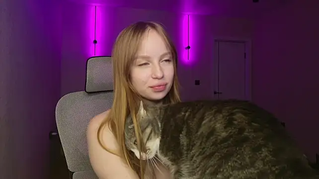 BunnyShinex Chat XXX in diretta