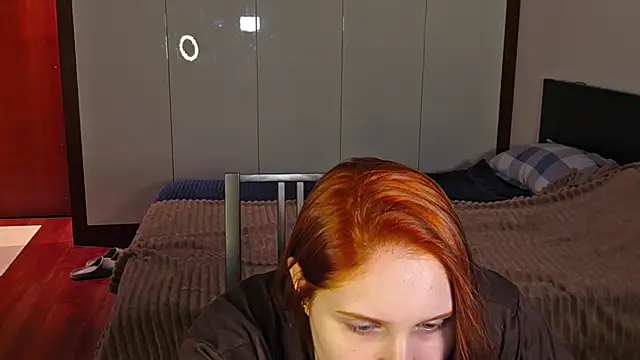 Kiki_Tiki – Live XXX-chat