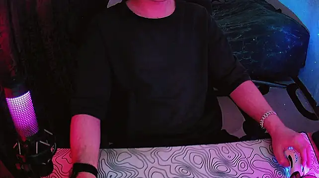XXX chat uživo modela fame_bc