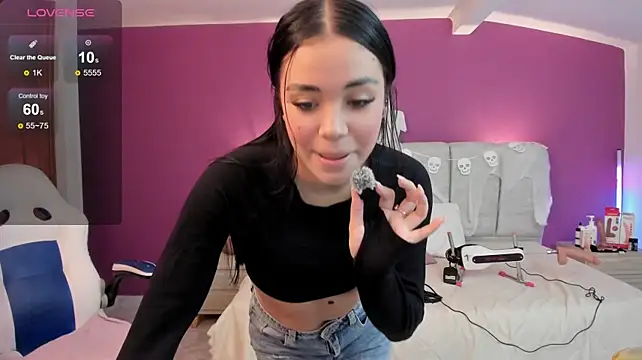 Dulcee_Mia18 live XXX chat
