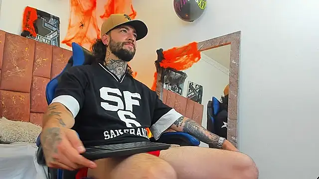 ALPHA_MASTER1 Live XXX-chat