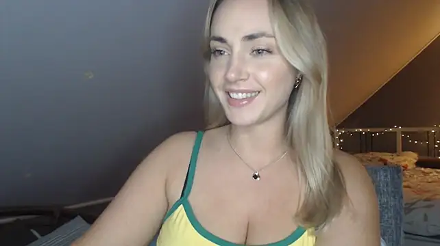 Živý XXX chat ScarlettSensitive