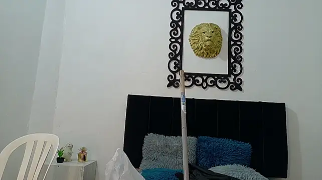 LunayDream Adlı Modelin Canlı XXX Sohbeti