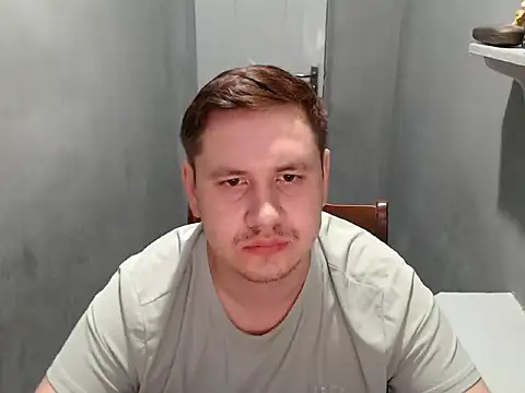 Pokazy przed kamerką – Max_Marlinn