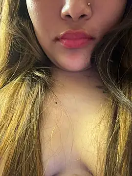 Živý XXX chat Myra_Exclusive