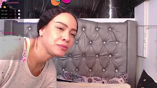 LAILAGUMMY's Live XXX Chat