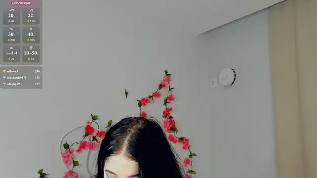 Chat +18 de CleotildePiel ao vivo