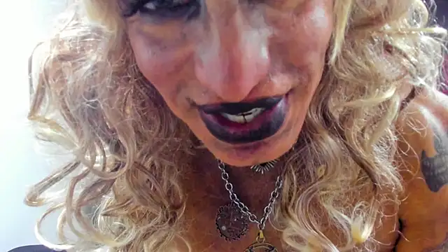 Chat XXX Live LILITH_MUSCLE_HELL
