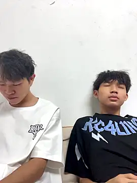 -OvO- Chat XXX live