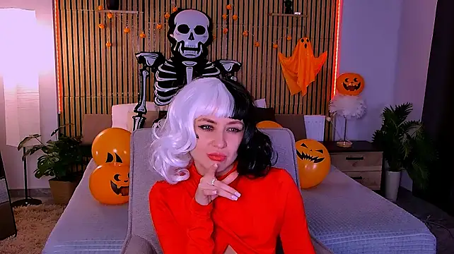 EmeraldGlow's Live XXX Chat