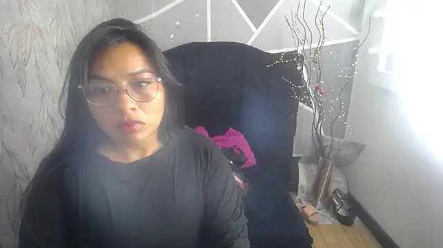 pocahontas_purple – Naživo XXX chat