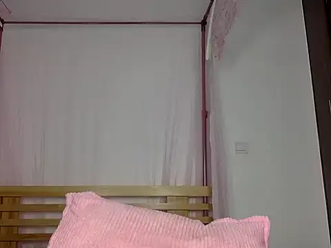 Layzeetovy Adlı Modelin Canlı XXX Sohbeti
