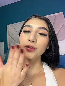 XXX chat uživo modela BadLilAngelXXX