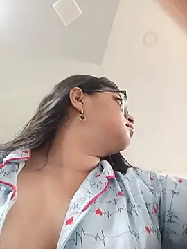 SOFI__10 élő XXX-chatje