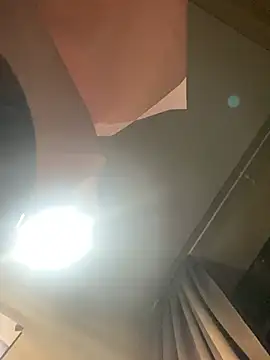 AnnaFlowerBabe: απευθείας συνομιλία ΧΧΧ