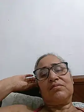 _candi's Live XXX Chat