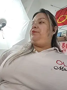 دردشة Charlott-1 الجنسية المباشرة
