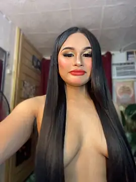 Chatroom XXX en direct de Urasian_Fucker