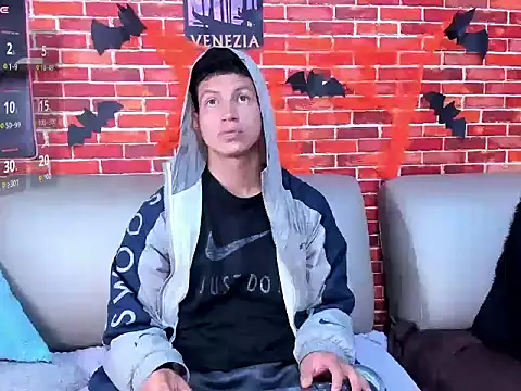 Chatroom XXX en direct de Tony_Zackk1