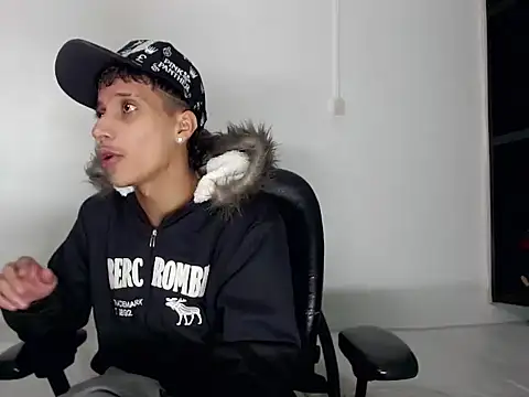 Онлайн чат XXX brayan__hot__