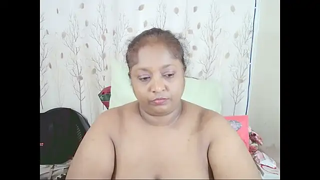 Indiantasha Chat XXX live