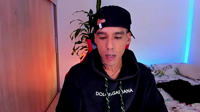 XXX chat uživo modela Damianwhite