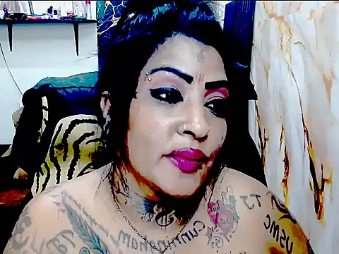 Indiancatz2 live XXX chat