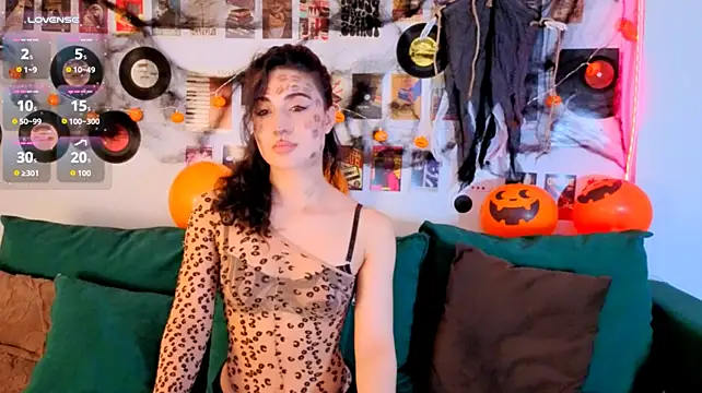 Maya_Rogerss Chat XXX in diretta