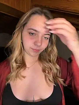 Naomi-Klein Live XXX-Chat
