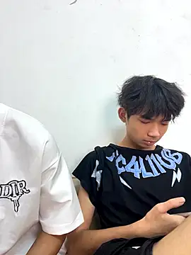 -OvO- Live XXX-Chat