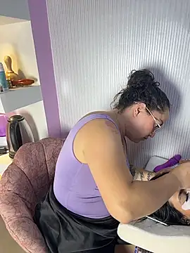 Nails_Lucia's Live XXX Chat