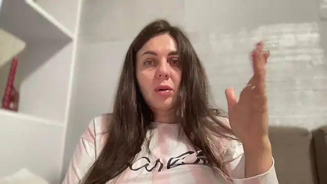 kykla3883 Chat XXX in diretta