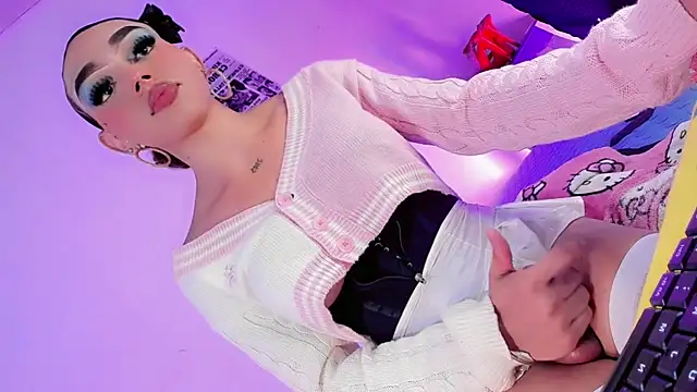 Pokazy przed kamerką – Tiana_leall