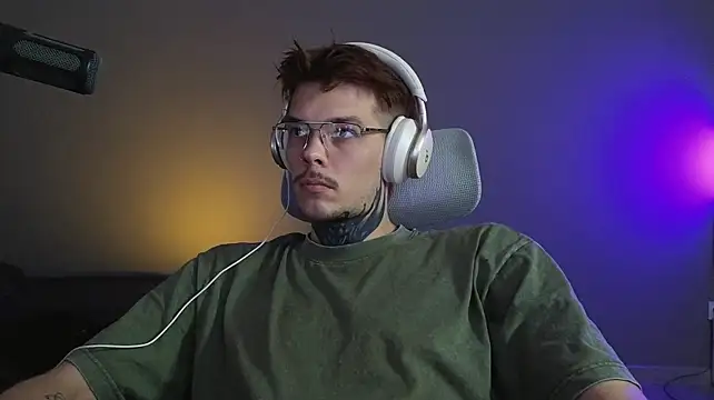 Chat XXX Live DENIS_HERE