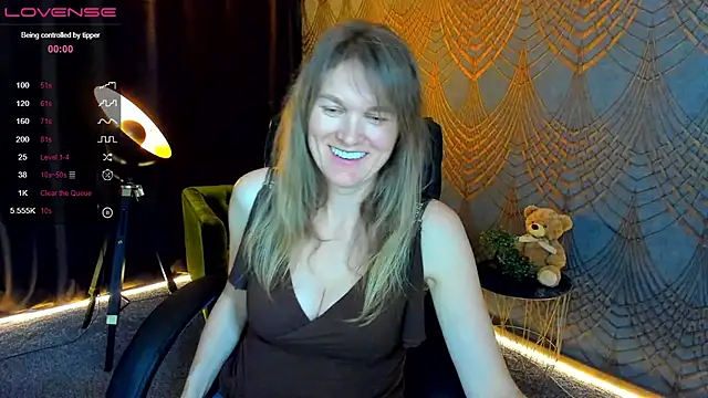 Anabell_xxx 现场XXX聊天