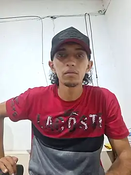 XXX chat uživo modela Noscay