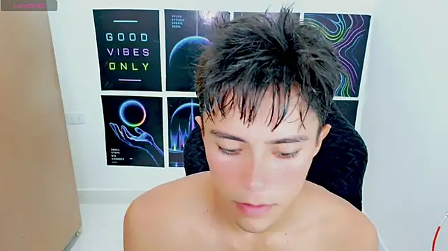 แชท XXX สดของ Timmy_latin7