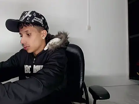 brayan__hot__ Live XXX Chat