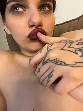 britneydollx: онлайн-секс-чат